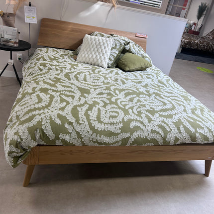 Oak Bianco, ledikant met hoofdbord en poten met middenbalk, SHOWMODEL 180/210 cm
